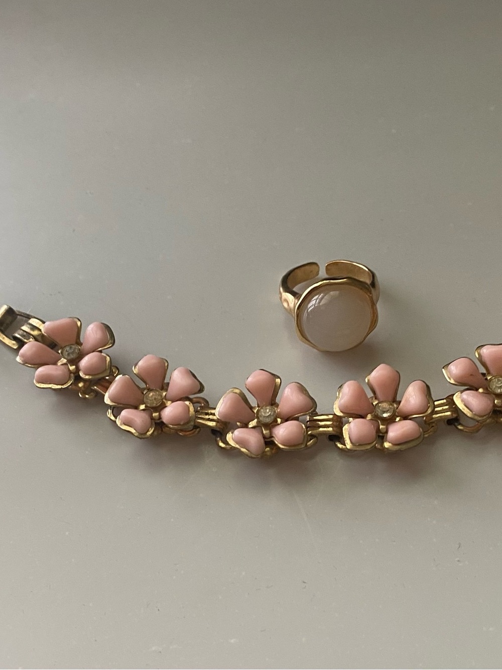 Vintage Gold-Tone Pink Flower Bracelet and Whiten-Tone Stone Ring Set